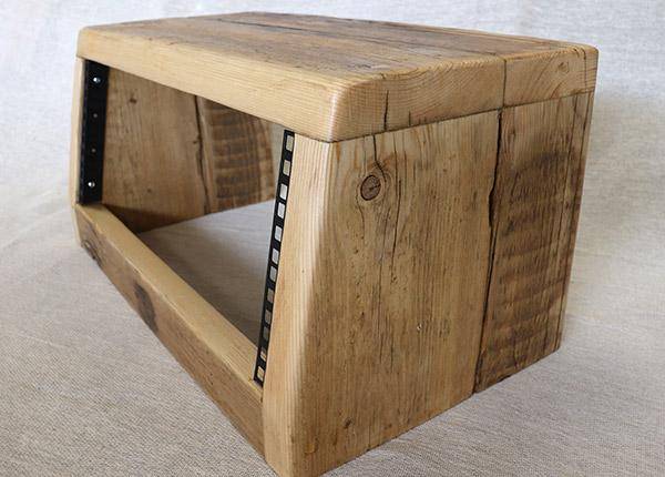 4u angled rack unit