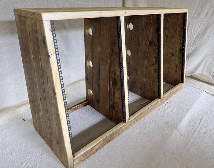 Triple width angled 18u rack cabinet